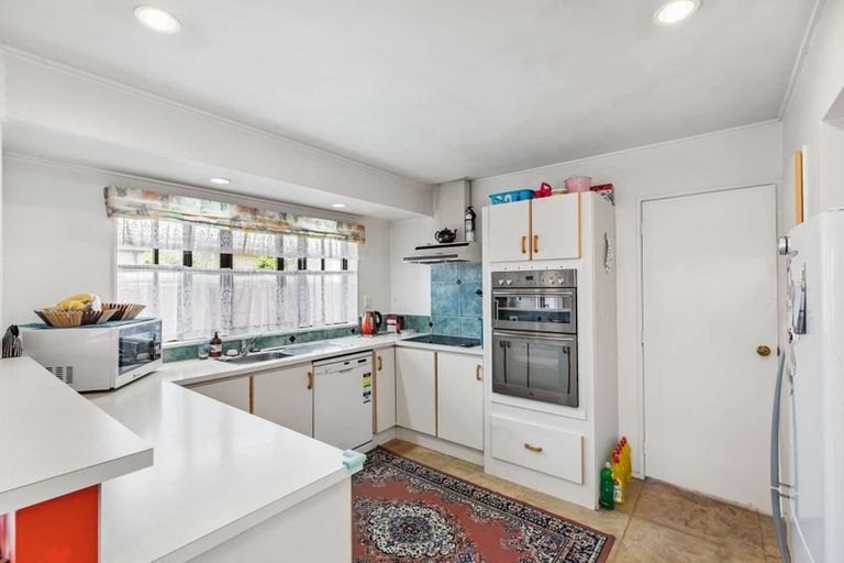 Photo of property in 2/7 Menary Street, Papakura, 2110