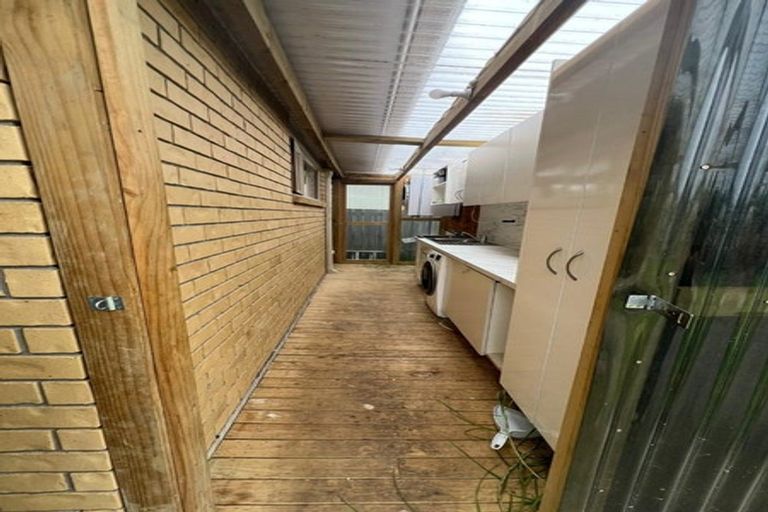 Photo of property in 9 Neesons Way, Glendene, Auckland, 0602