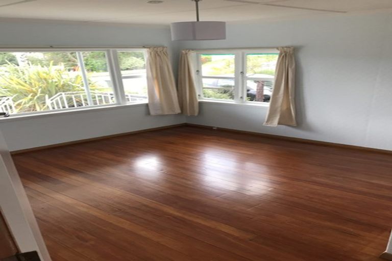 Photo of property in 4 Tui Road, Raumati Beach, Paraparaumu, 5032