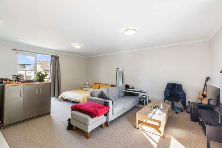 Photo of property in 13 De Havilland Road, Hobsonville, Auckland, 0616