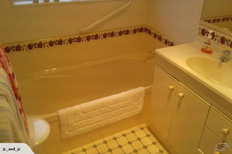 Photo of property in 23 Lasiandra Place, Mount Maunganui, 3116