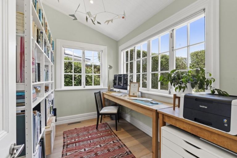 Photo of property in 6 Beaconsfield Street, Devonport, Auckland, 0624