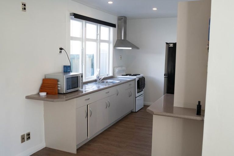 Photo of property in 43 Te Mome Road, Alicetown, Lower Hutt, 5010