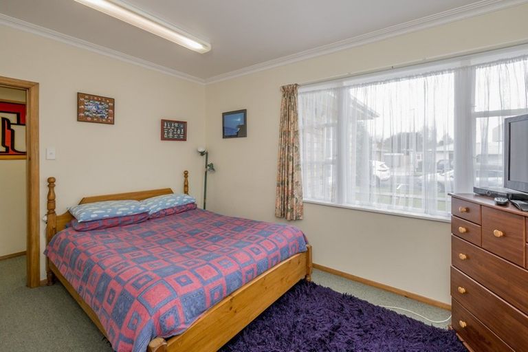Photo of property in 19 Stanley Street, Levin, 5510