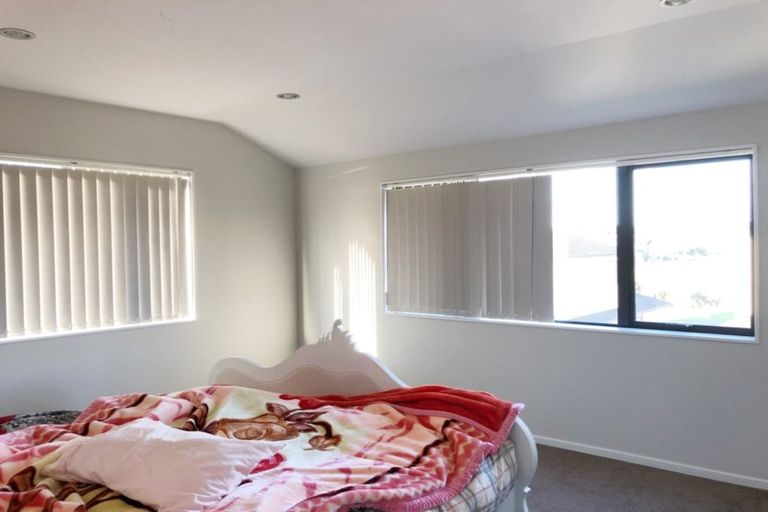 Photo of property in 3 Ballindrait Drive, Flat Bush, Auckland, 2019