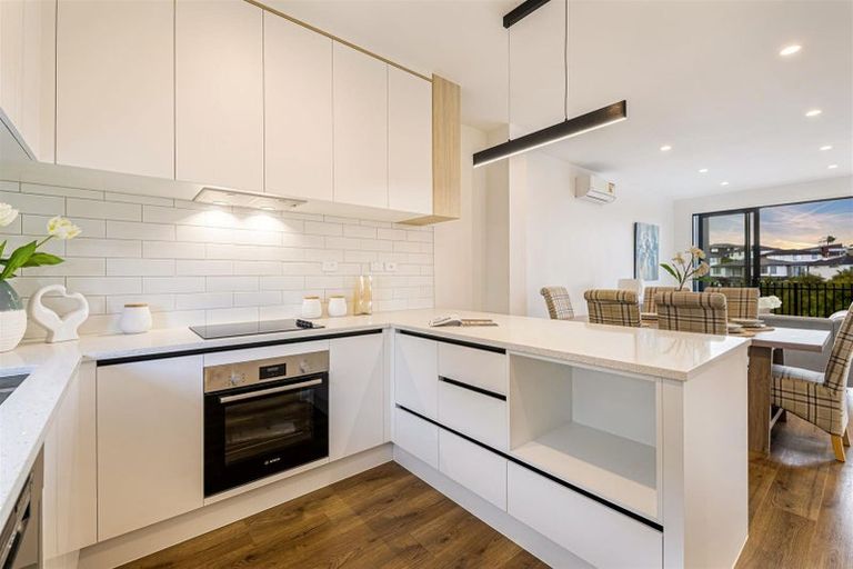 Photo of property in 50 Westgate Drive, Massey, Auckland, 0614