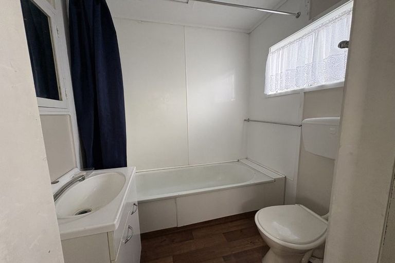 Photo of property in 23 Clyde Street, Utuhina, Rotorua, 3015