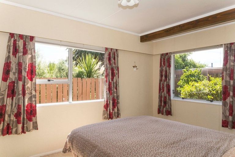 Photo of property in 19c Tennyson Street, Dannevirke, 4930