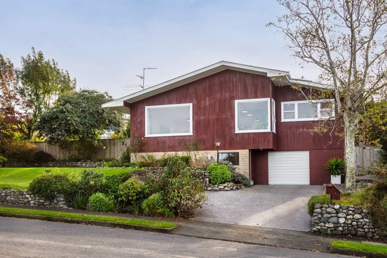 Photo of property in 24 Puriri Crescent, Lansdowne, Masterton, 5810