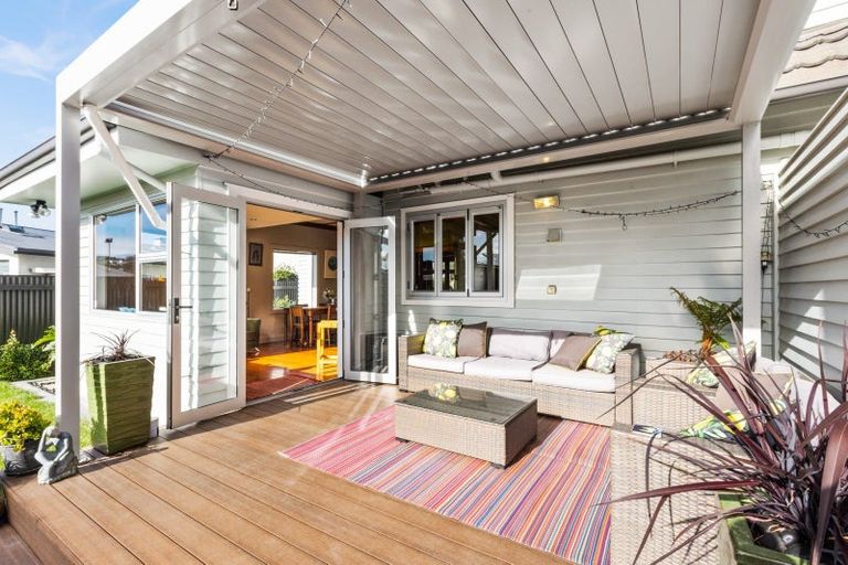 Photo of property in 17 Higgins Street, Marewa, Napier, 4110