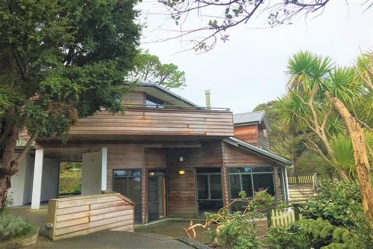 Photo of property in 9 The Knoll, Greenhithe, Auckland, 0632
