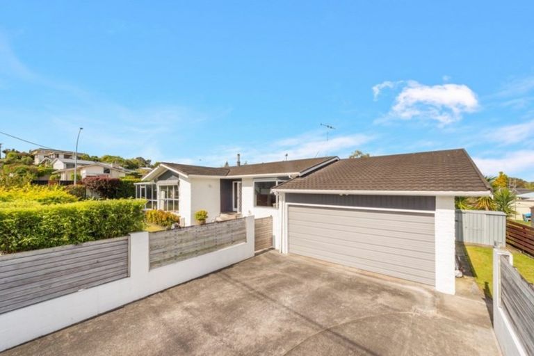 Photo of property in 4 Newcastle Road, Dinsdale, Hamilton, 3204