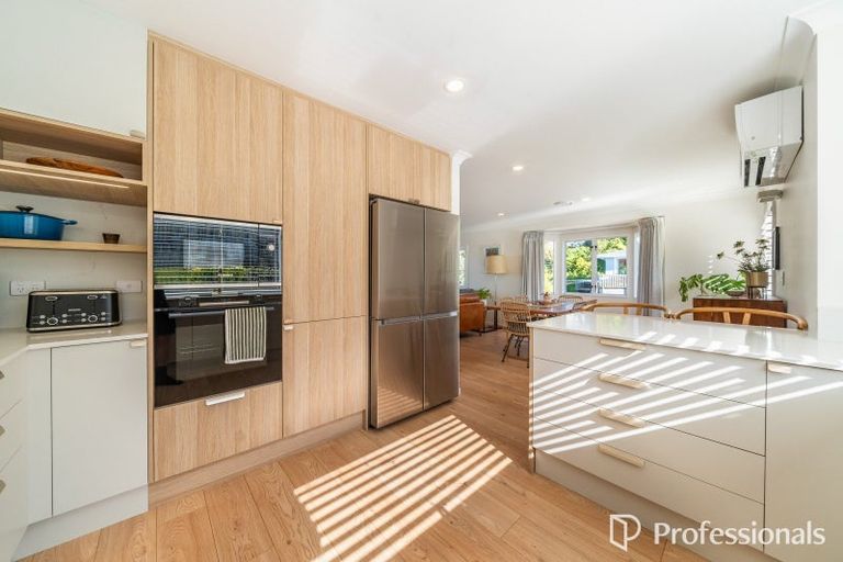 Photo of property in 115 Normandale Road, Normandale, Lower Hutt, 5010