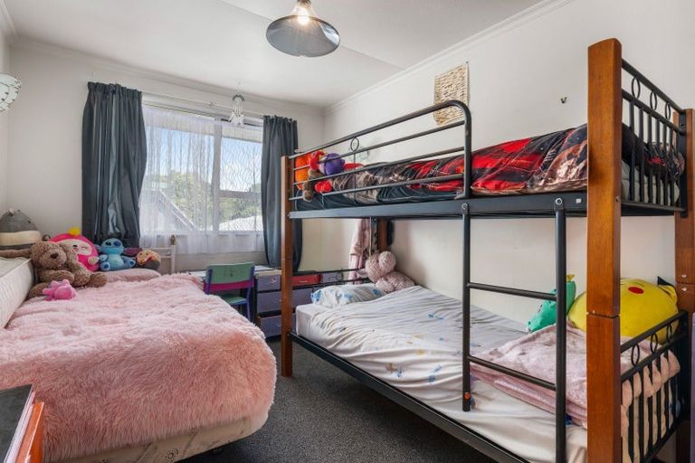 Photo of property in 13 Milton Terrace, Picton, 7220