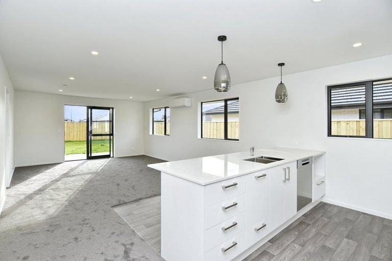 Photo of property in 5 Rudd Street, Woodend, 7691