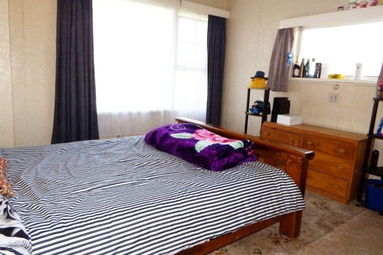 Photo of property in 26 Pukepapa Road, Marton, 4710