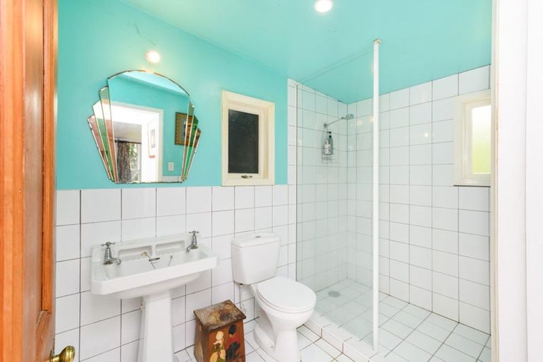 Photo of property in 124 Cook Street, West End, Palmerston North, 4410