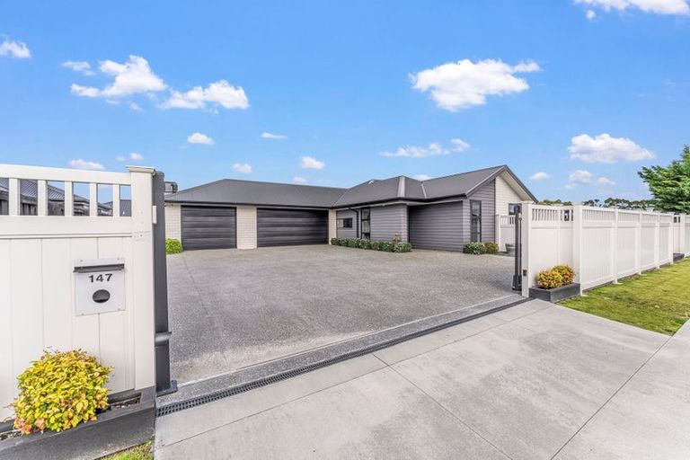 Photo of property in 147 Johns Road, Rangiora, 7400