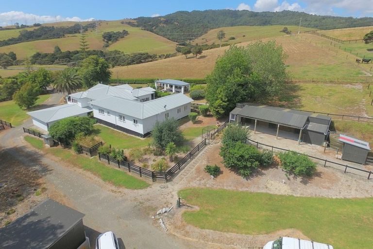 Photo of property in 3221 Kaipara Coast Highway, Glorit, Warkworth, 0984