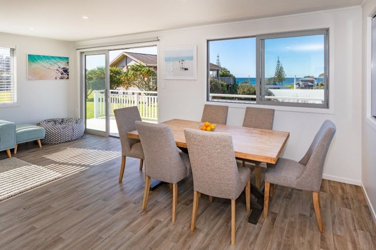 Photo of property in 113 Russell Bruce Place, Onemana, Whangamata, 3691