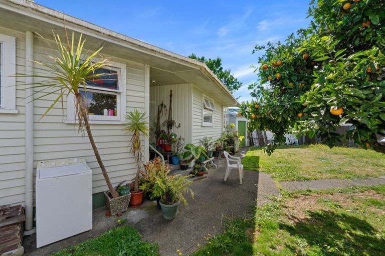 Photo of property in 13 Arran Street, Levin, 5510