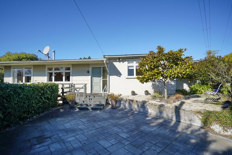 Photo of property in 52 Batten Grove, The Pines Beach, 7630
