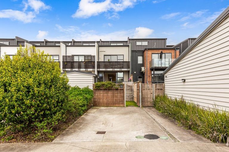 Photo of property in 190 Hobsonville Point Road, Hobsonville, Auckland, 0616