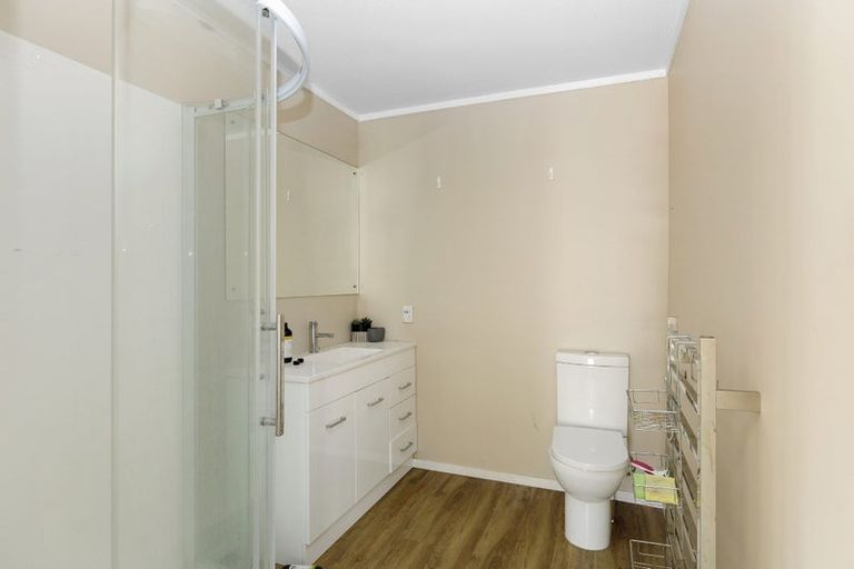 Photo of property in 4/5 Westminster Road, Wainuiomata, Lower Hutt, 5014