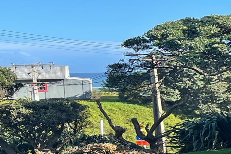 Photo of property in 51 Sea View Road, Baylys Beach, Dargaville, 0377