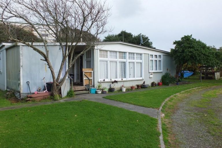 Photo of property in 4 Reeve Street, Foxton, 4814