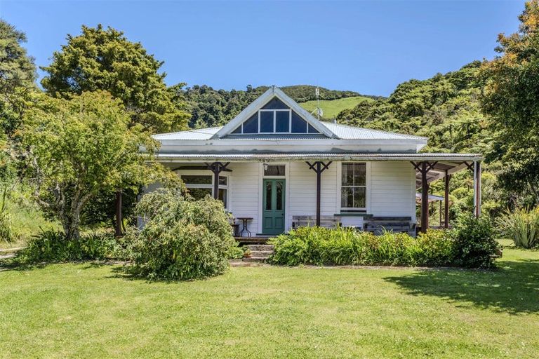 Photo of property in 839 Collingwood-puponga Main Road, Collingwood, 7073