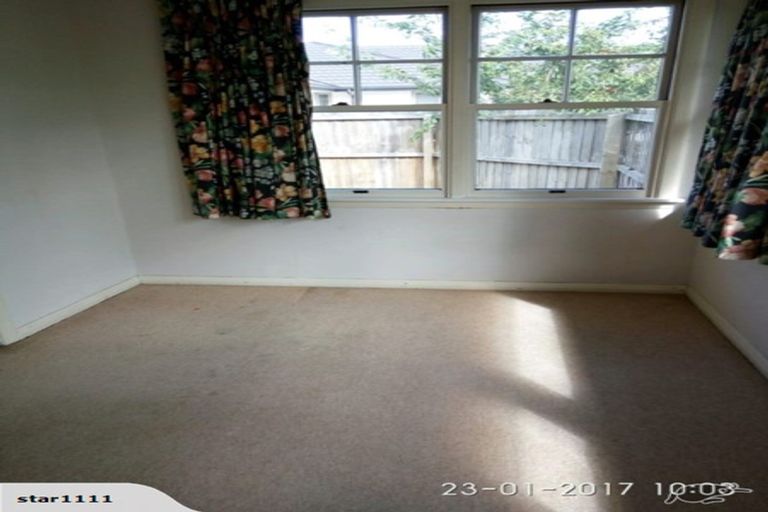 Photo of property in 147 Avonhead Road, Avonhead, Christchurch, 8042