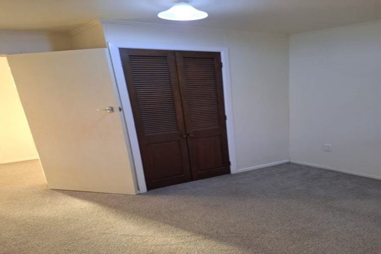 Photo of property in 6 Walker Avenue, Paremata, Porirua, 5026