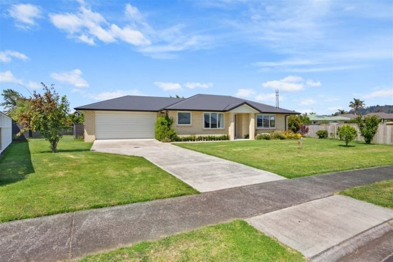 Photo of property in 3 Island Vista, Athenree, Waihi Beach, 3177