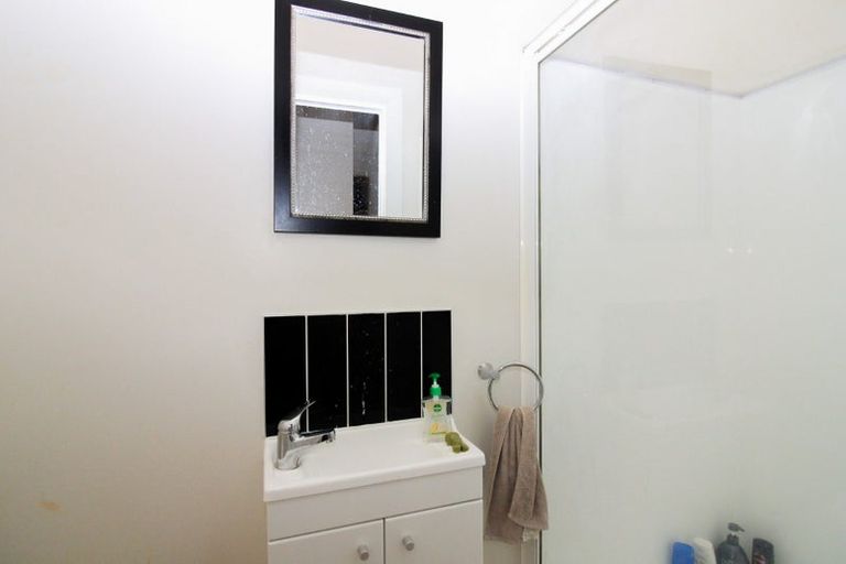 Photo of property in 52 Ellice Street, Mount Victoria, Wellington, 6011