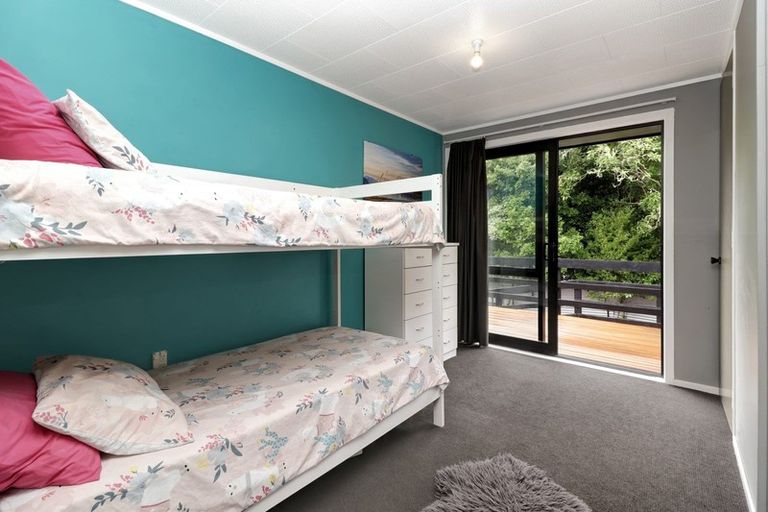 Photo of property in 19 Oxford Road, Lake Rotoma, Rotorua, 3074