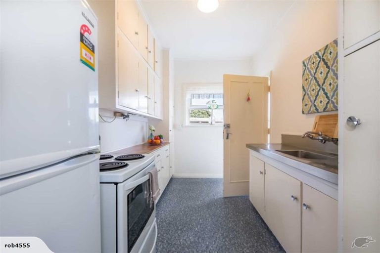 Photo of property in 173 Waiwhetu Road, Waterloo, Lower Hutt, 5011