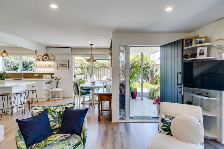 Photo of property in 3/30 Meeanee Quay, Westshore, Napier, 4110