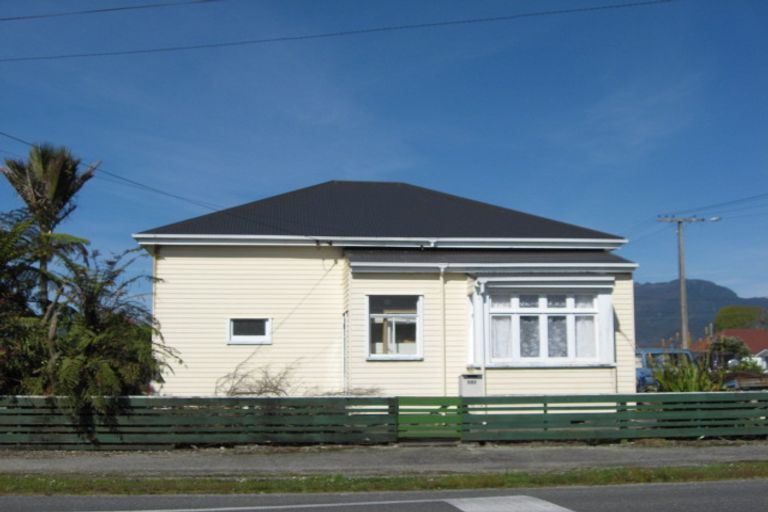 Photo of property in 117 Russell Street, Westport, 7825