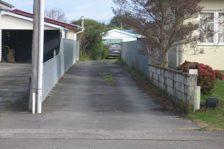 Photo of property in 243 Mayfair Avenue, Mayfair, Hastings, 4122