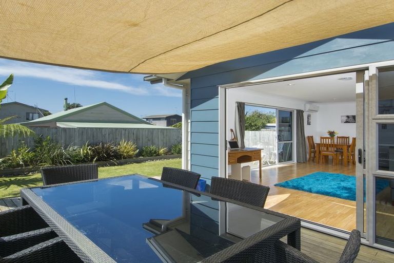 Photo of property in 27a Simpson Road, Papamoa Beach, Papamoa, 3118