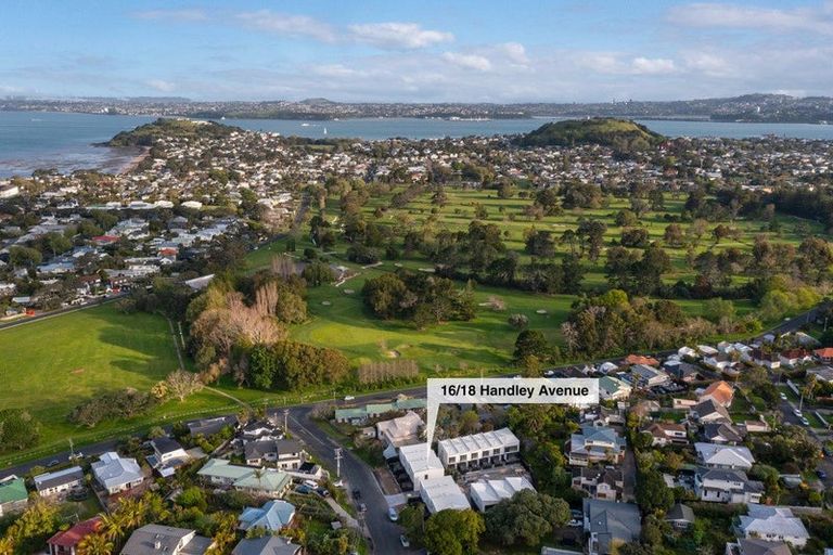 Photo of property in 1/18 Handley Avenue, Narrow Neck, Auckland, 0624