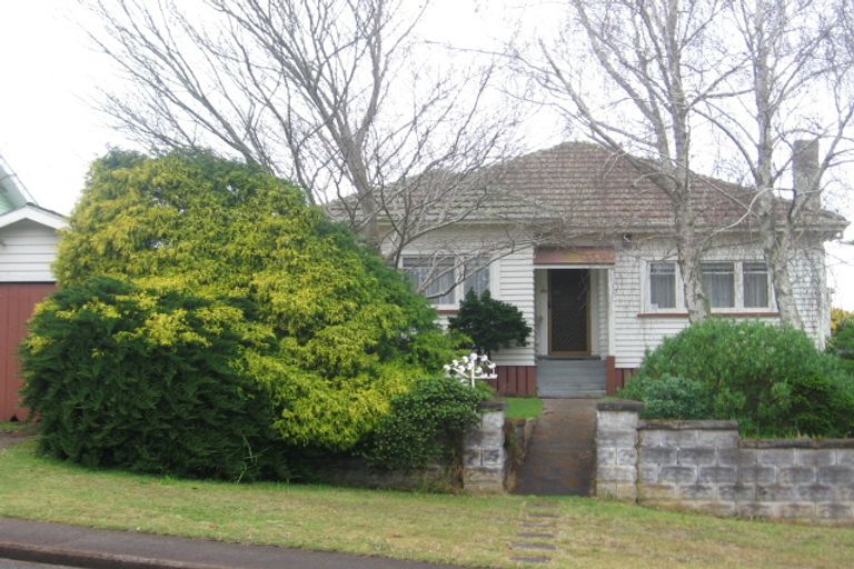 Photo of property in 2/16 Duke Street, Papakura, 2110