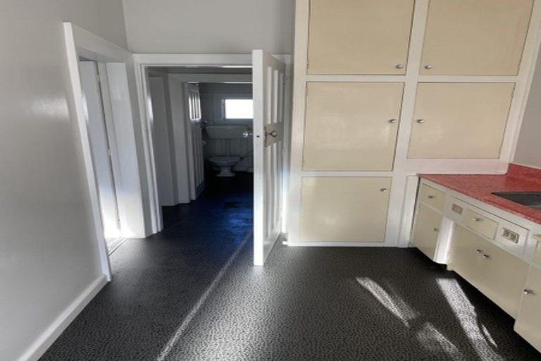 Photo of property in 5a Kauri Street, Woburn, Lower Hutt, 5011