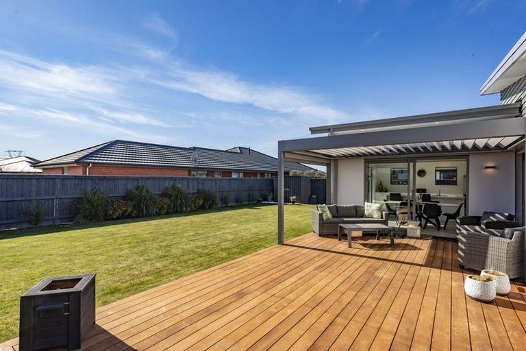 Photo of property in 8 Salisbury Avenue, Rangiora, 7400