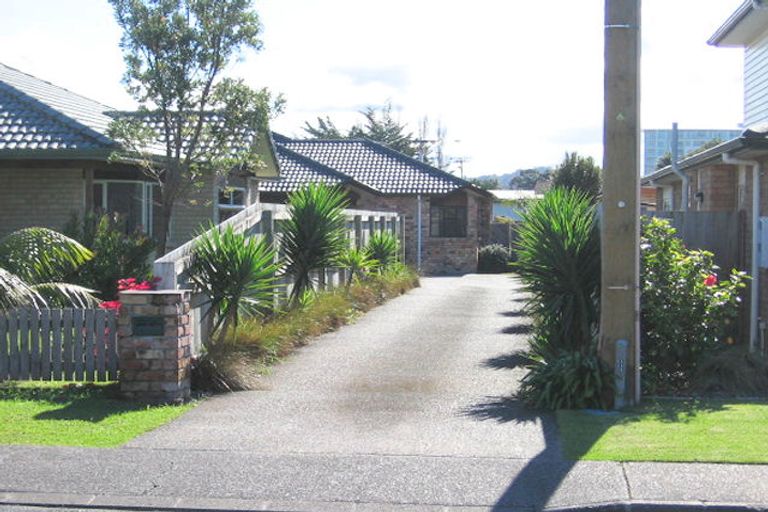 Photo of property in 35 Weiti Road, Orewa, 0931