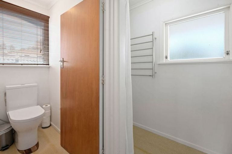 Photo of property in 43 Wakeman Road, Acacia Bay, Taupo, 3330