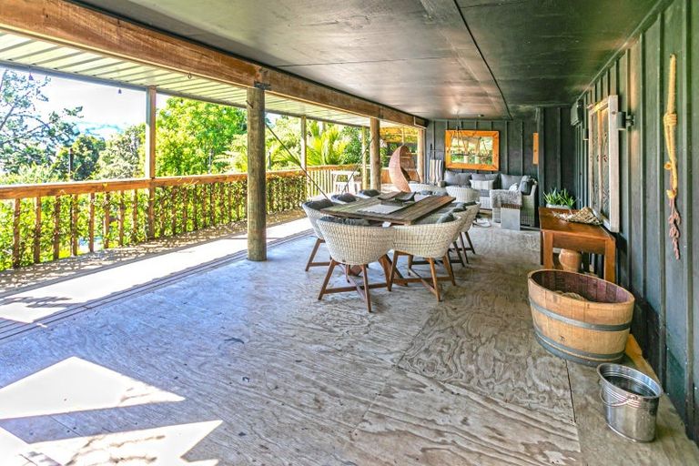 Photo of property in 5 Hillside Lane, Tairua, 3508