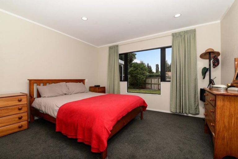 Photo of property in 93 Endeavour Avenue, Flagstaff, Hamilton, 3210