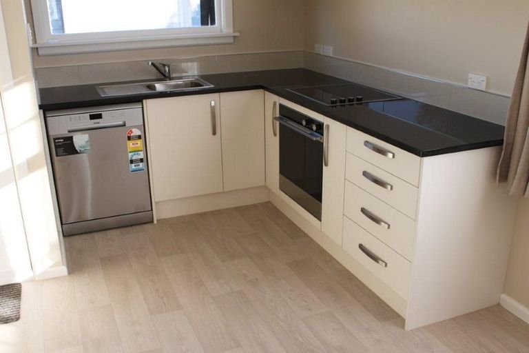 Photo of property in 19 Siddal Place, Richmond, Christchurch, 8013